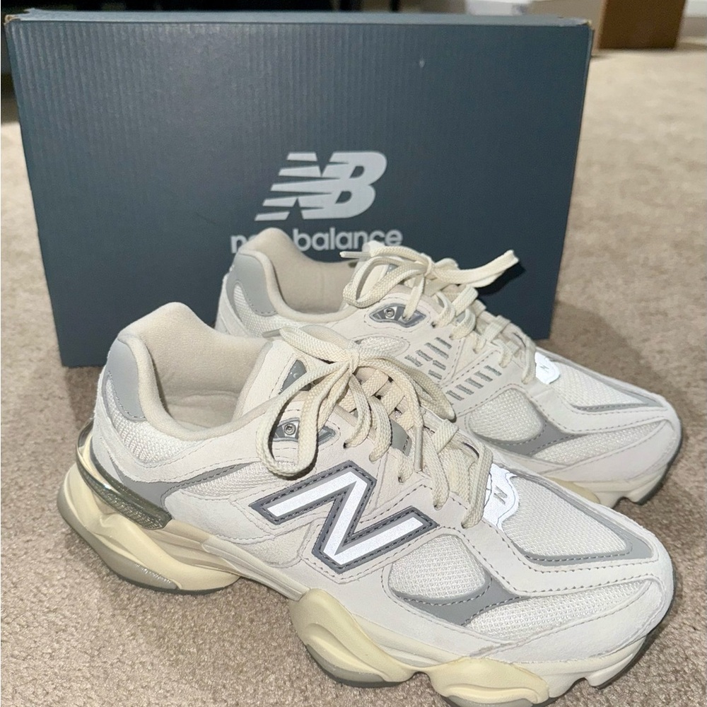 New Balance 9060